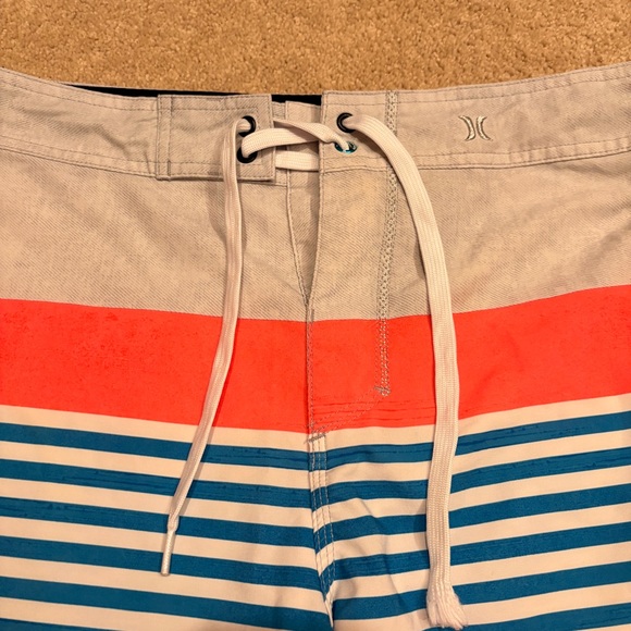 Hurley Phantom Boardshorts Swimwear Mens 32 Beach Surf Summer Striped Grey Blue - Picture 2 of 10